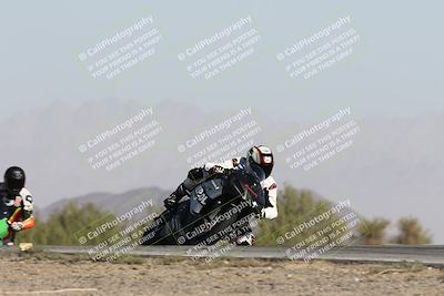 media/Dec-01-2025-Moto Forza (Mon) [[2daa91e15f]]/2-Intermediate Group/Session 2 Turn 9 Entry/